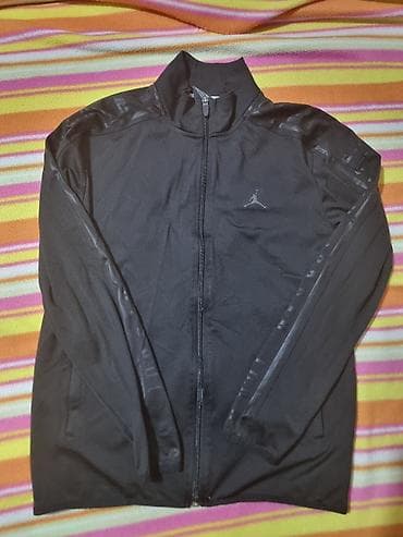 Nike Jordan muska trenerka bez ostecenja S velicina Za vise at lalafo.rs — 1 Nike Jordan muska trenerka bez ostecenja S velicina Za vise — 1