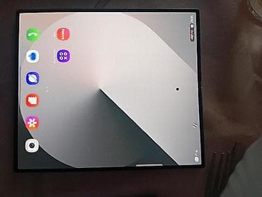 Samsung Galaxy Z Fold 6. Telefon u odlicnom at lalafo.rs — 5 Samsung Galaxy Z Fold 6. Telefon u odlicnom — 5