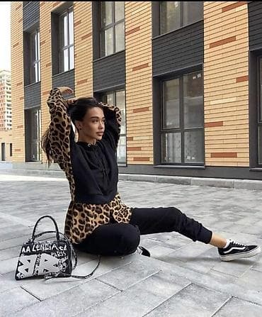 Komplet4200din
Vel:s m l
Sreda model stize rezervisite na vreme na lalafo.rs — 3 Komplet4200din
Vel:s m l
Sreda model stize rezervisite na vreme — 3