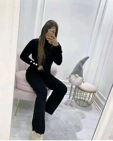 Ženski pleteni komplet – džemper i pantalone - Dvodomni komplet od na lalafo.rs — 1 Ženski pleteni komplet – džemper i pantalone - Dvodomni komplet od — 1