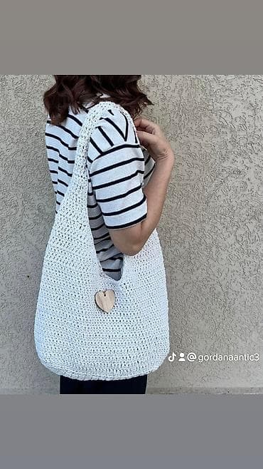 Ručno heklane torbe – unikatni modeli - Materijali: kvalitetni na lalafo.rs — 7 Ručno heklane torbe – unikatni modeli - Materijali: kvalitetni — 7