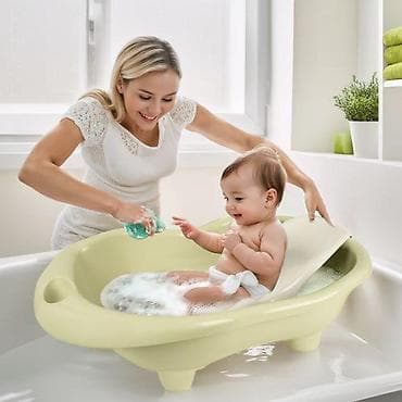 Kada za bebe sa naslonom i nogicama za stabilnost - Ergonomična kada na lalafo.rs Kada za bebe sa naslonom i nogicama za stabilnost - Ergonomična kada