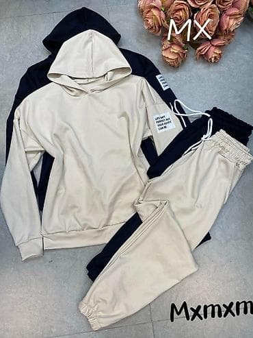 Sweatsuit Sets: Trenerke
Cena 2900
Uni vel.
V23 at lalafo.rs — 5 Sweatsuit Sets: Trenerke
Cena 2900
Uni vel.
V23 — 5