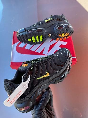 Nike air max tn Hyper Crimson Noir patike A klasa NOVO Novo Brojevi na lalafo.rs — 1 Nike air max tn Hyper Crimson Noir patike A klasa NOVO Novo Brojevi — 1