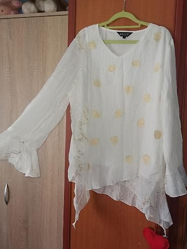 Svečana bela bluza dugih rukava, sa zlatnim aplikacijama Prelepa na lalafo.rs — 3 Svečana bela bluza dugih rukava, sa zlatnim aplikacijama Prelepa — 3