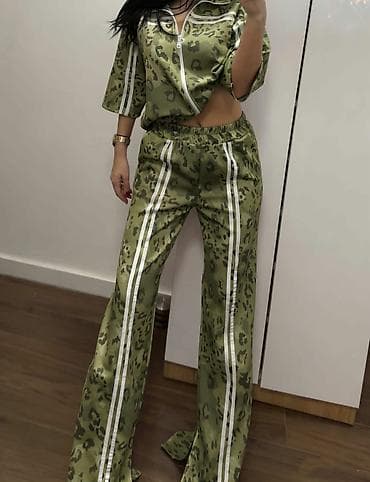 Damski komplet – bluza sa rajsferšlusom i široke pantalone sa na lalafo.rs Damski komplet – bluza sa rajsferšlusom i široke pantalone sa