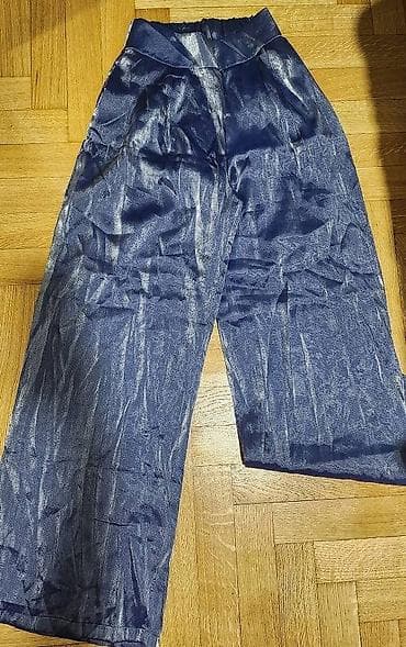 Svečane pantalone, ravnih padajućih nogavica, golubije pllave boje na lalafo.rs — 1 Svečane pantalone, ravnih padajućih nogavica, golubije pllave boje — 1