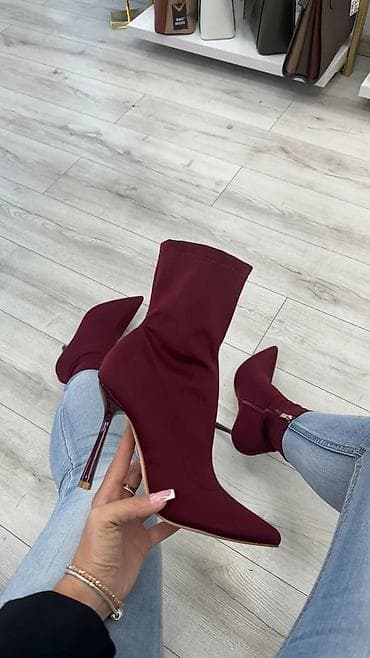 Ženske čizme na štiklu – elegantne gležnjače - Model: uske gležnjače at lalafo.rs — 1 Ženske čizme na štiklu – elegantne gležnjače - Model: uske gležnjače — 1