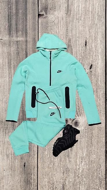 Dečija trenerka Nike tech fleece Novi modeli Materijal pamuk Dupli zip na lalafo.rs — 1 Dečija trenerka Nike tech fleece Novi modeli Materijal pamuk Dupli zip — 1