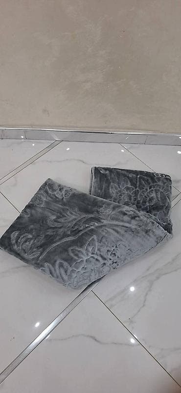 Ćebe za jednu osobu 150x200 2400din na lalafo.rs — 8 Ćebe za jednu osobu 150x200 2400din — 8