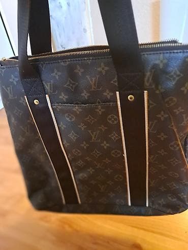 Louis vitton veca logo torba nova nosena par puta. Duboka sa na lalafo.rs — 6 Louis vitton veca logo torba nova nosena par puta. Duboka sa — 6