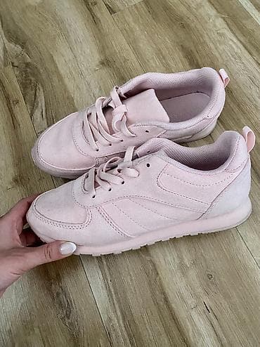 Zenske patike nosene jednom na lalafo.rs — 1 Zenske patike nosene jednom — 1