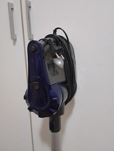 kom sa etiketom: Usisivač štapni (žičani) sa posudom za prašinu - Tip: štapni usisivač at lalafo.rs — 7 kom sa etiketom: Usisivač štapni (žičani) sa posudom za prašinu - Tip: štapni usisivač — 7