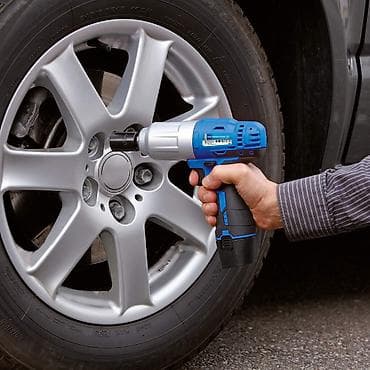 Akumukatorski udarni odvijač za točkove - -Pun energije: CARTREND na lalafo.rs Akumukatorski udarni odvijač za točkove - -Pun energije: CARTREND