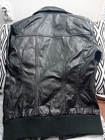 eko koza sa: ONLY Limitless ženska crna jakna (veličina S) - Model: biker/bomber na lalafo.rs — 3 eko koza sa: ONLY Limitless ženska crna jakna (veličina S) - Model: biker/bomber — 3