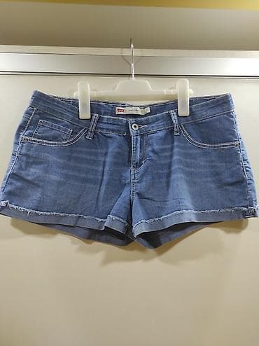 Teksas sorc Levis velicina strana 17. Odgovara za xl. Poluobim struka na lalafo.rs Teksas sorc Levis velicina strana 17. Odgovara za xl. Poluobim struka