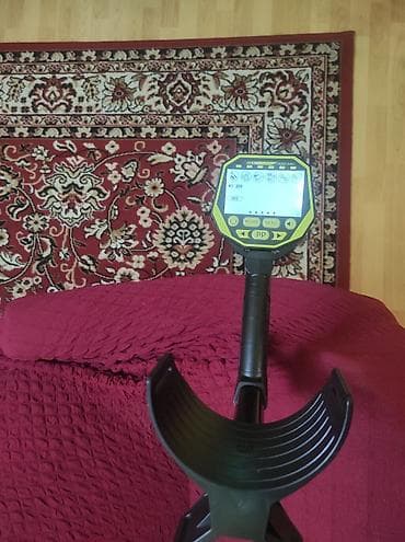 Na prodaju NOV hobi metal detektor GT710 Cena 9.000 - LCD ekran sa na lalafo.rs Na prodaju NOV hobi metal detektor GT710 Cena 9.000 - LCD ekran sa