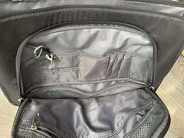 SAMSONITE poslovna torba za laptop, dokumenta i sitnice. Ima više na lalafo.rs — 2 SAMSONITE poslovna torba za laptop, dokumenta i sitnice. Ima više — 2