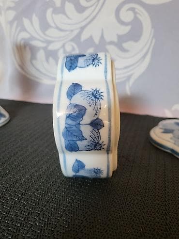 Satula i svecnjak novi,rucno oslikani pa glazirani iz 80ih. Dvodelni na lalafo.rs — 9 Satula i svecnjak novi,rucno oslikani pa glazirani iz 80ih. Dvodelni — 9