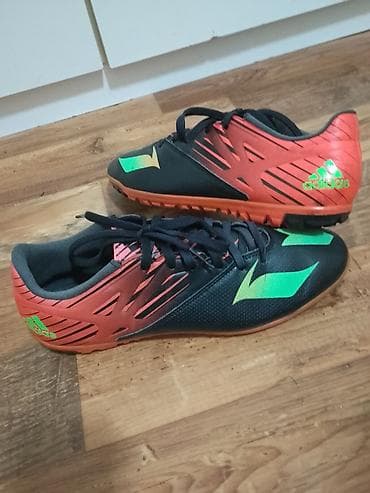 cista koza broj: Fudbalske patike za teren s veštačkom travom (TF) – Adidas Messi na lalafo.rs — 5 cista koza broj: Fudbalske patike za teren s veštačkom travom (TF) – Adidas Messi — 5