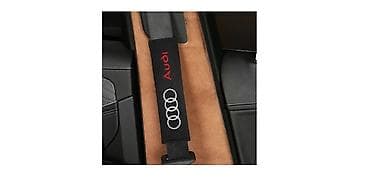 kom sa etiketom: Obloga pojasa za automobil - AUDI Obloga pojasa za automobil sa logom at lalafo.rs — 4 kom sa etiketom: Obloga pojasa za automobil - AUDI Obloga pojasa za automobil sa logom — 4