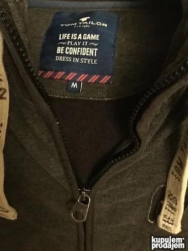 Original Tom Tailor duks L 100% cotton Ramena 48cm duzina 75cm na lalafo.rs — 4 Original Tom Tailor duks L 100% cotton Ramena 48cm duzina 75cm — 4