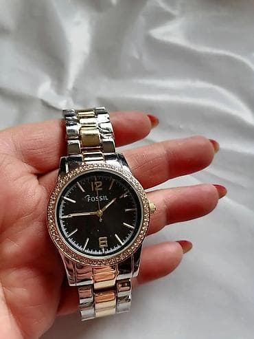 Ženski ručni satovi – elegantni modeli sa metalnim narukvicama - na lalafo.rs — 8 Ženski ručni satovi – elegantni modeli sa metalnim narukvicama - — 8