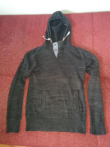 Sweatshirts: Duks sa kapuljačom H&M vel-S tamnosiva kao NOVA ! Sportska at lalafo.rs — 1 Sweatshirts: Duks sa kapuljačom H&M vel-S tamnosiva kao NOVA ! Sportska — 1