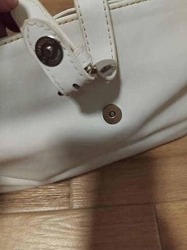 Veći kožni neseser, 37x21x12cm, dva teget džepa sa strane, jedan na lalafo.rs — 4 Veći kožni neseser, 37x21x12cm, dva teget džepa sa strane, jedan — 4