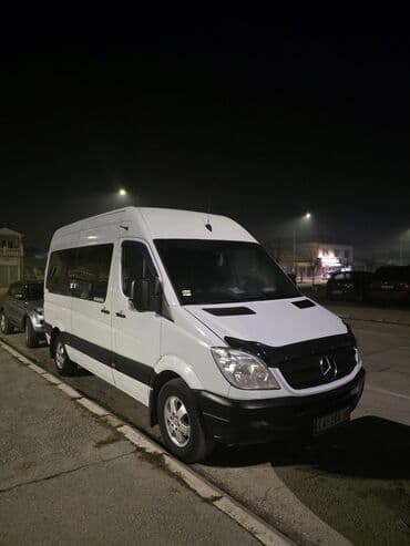Mercedes-Benz Sprinter – putnički kombi visokog krova - Karoserija at lalafo.rs Mercedes-Benz Sprinter – putnički kombi visokog krova - Karoserija