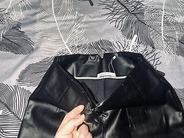 pantalone butiku ali: Crne ženske pantalone od eko-kože - Materijal: meka, glatka eko-koža na lalafo.rs — 4 pantalone butiku ali: Crne ženske pantalone od eko-kože - Materijal: meka, glatka eko-koža — 4