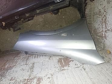 Opel Astra g desno krilo u ponudi imam i krila u drugim bojama na lalafo.rs — 2 Opel Astra g desno krilo u ponudi imam i krila u drugim bojama — 2