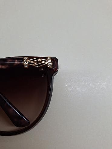 Naočare za sunce – okrugli/mačkast oblik, tamno braon tortoise ram sa na lalafo.rs — 2 Naočare za sunce – okrugli/mačkast oblik, tamno braon tortoise ram sa — 2