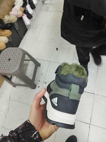 I 12 dečije duboke patike 25-36
3599 din zelene samo 31-36⭐⭐ na lalafo.rs — 2 I 12 dečije duboke patike 25-36
3599 din zelene samo 31-36⭐⭐ — 2