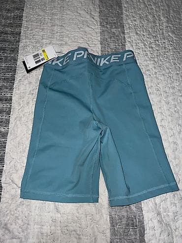 Nike Pro 365 Women's 20cm shorts vel.S NOVO
CZ na lalafo.rs — 5 Nike Pro 365 Women's 20cm shorts vel.S NOVO
CZ — 5