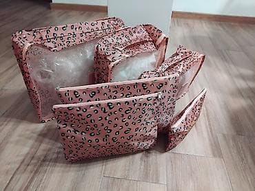 Set organizatora 6/1 za kofere. Izuzetno lagani sa na lalafo.rs — 1 Set organizatora 6/1 za kofere. Izuzetno lagani sa — 1