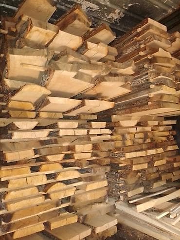 Hrastove daske – rezana građa sa ivicom (live edge) - Vrsta drveta na lalafo.rs — 4 Hrastove daske – rezana građa sa ivicom (live edge) - Vrsta drveta — 4