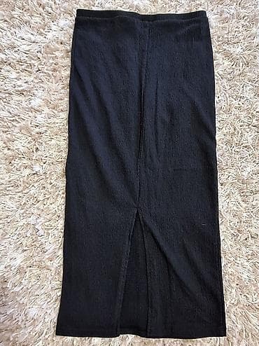 Skirts: H&M crna rebrasta suknja sa prorezom pozadi. - Veličina: EUR at lalafo.rs — 2 Skirts: H&M crna rebrasta suknja sa prorezom pozadi. - Veličina: EUR — 2