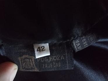 eko koza sa: Kožni ženski prsluk, vel.42, malo nošen, proizvođač KTK Zaječar na lalafo.rs — 5 eko koza sa: Kožni ženski prsluk, vel.42, malo nošen, proizvođač KTK Zaječar — 5