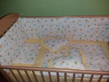 Posteljina i ogradica za krevetac.Cena 3500 din na lalafo.rs — 7 Posteljina i ogradica za krevetac.Cena 3500 din — 7