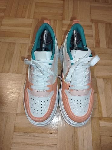 Ženske patike – platforma UG 24,5cm SAMO PROBANE - Model na lalafo.rs — 1 Ženske patike – platforma UG 24,5cm SAMO PROBANE - Model — 1