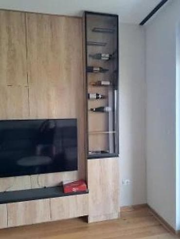 DRZAČI ZA VINSKE FLAŠE LUX | na lalafo.rs DRZAČI ZA VINSKE FLAŠE LUX |