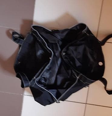 Kipling torba – crna, 43 × 30 × 11 cm, 7 pregrada. - Materijal: lagan na lalafo.rs — 1 Kipling torba – crna, 43 × 30 × 11 cm, 7 pregrada. - Materijal: lagan — 1