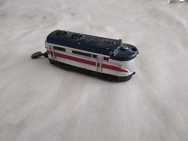 Lokomotiva mini duz.7 cm.sa motorom na bateriju 1,5 V AAA,ispravna na lalafo.rs Lokomotiva mini duz.7 cm.sa motorom na bateriju 1,5 V AAA,ispravna