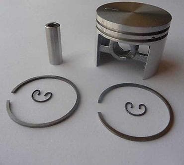 Klip set za dvotaktni motor – komplet Sadrži: - aluminijumski klip sa na lalafo.rs Klip set za dvotaktni motor – komplet Sadrži: - aluminijumski klip sa