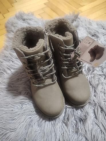 Nove martinke čizme za decu,maslinaste34 velicina. Postavljene,tople at lalafo.rs — 2 Nove martinke čizme za decu,maslinaste34 velicina. Postavljene,tople — 2
