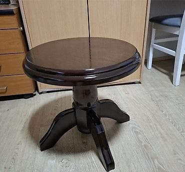 04. Klub sto Dimenzije Fi 60 visina 45cm Tabla od medijapana nogari na lalafo.rs 04. Klub sto Dimenzije Fi 60 visina 45cm Tabla od medijapana nogari