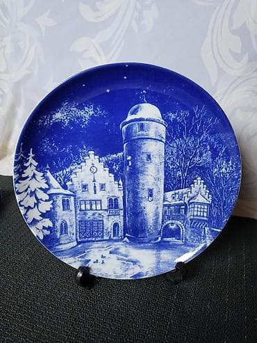 Nov tanjit za na zid 1977g.Royal Bavaria. Nov porcelanski tanjir za na lalafo.rs — 2 Nov tanjit za na zid 1977g.Royal Bavaria. Nov porcelanski tanjir za — 2