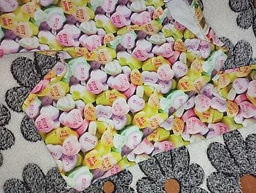 bermude teksas br: Šarene helanke dubok struk. odgovaraju M veličini može i L at lalafo.rs — 2 bermude teksas br: Šarene helanke dubok struk. odgovaraju M veličini može i L — 2