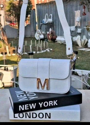 - Dimenzije: oko 20–22 cm širina, 12–14 cm visina, 6–7 cm dubina at lalafo.rs — 9 - Dimenzije: oko 20–22 cm širina, 12–14 cm visina, 6–7 cm dubina — 9